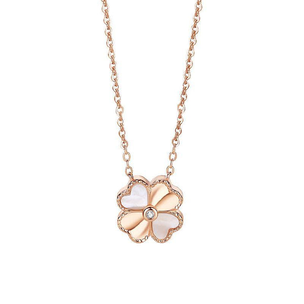 Silky Clover Diamond Necklace with Sterling Silver